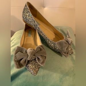 Blue by Betsey Johnson Amory Glitter velvet pointed Bow Flat silver✨✨